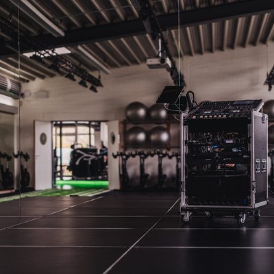 TATKRAFT Neuenhaus: Fit mit Spaß & System. Unser Kursplan und die Kursbeschreibungen bieten genau das, was Du suchst. 